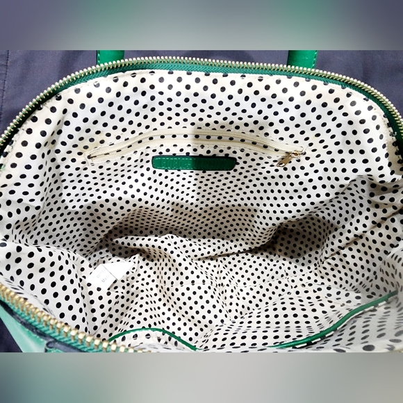 COCO + CARMEN | Convertible Handbag 👜 | Green - Picture 4 of 6